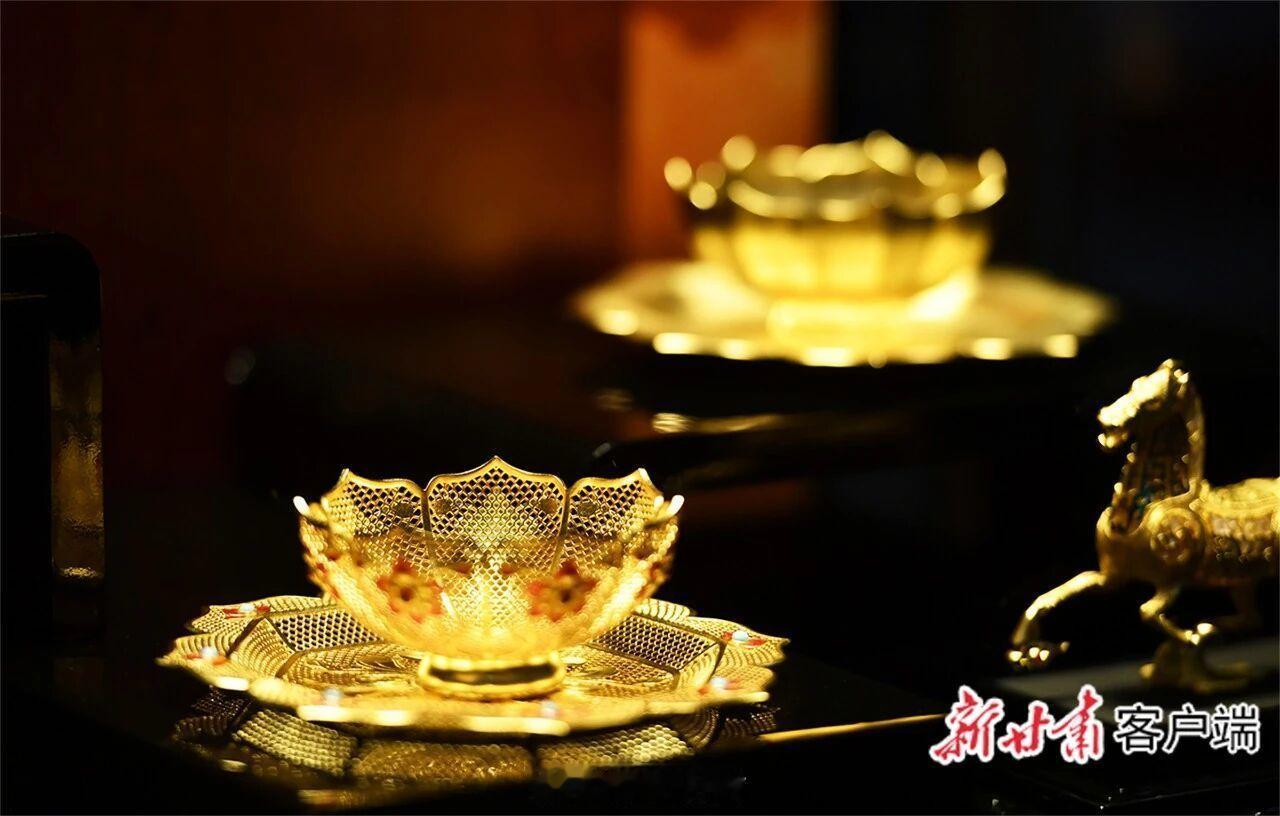 甘肃文物藏着丝路浪漫一只“蓝莲盏”，穿越七百年的惊艳同城热点创作计划荷花，学名