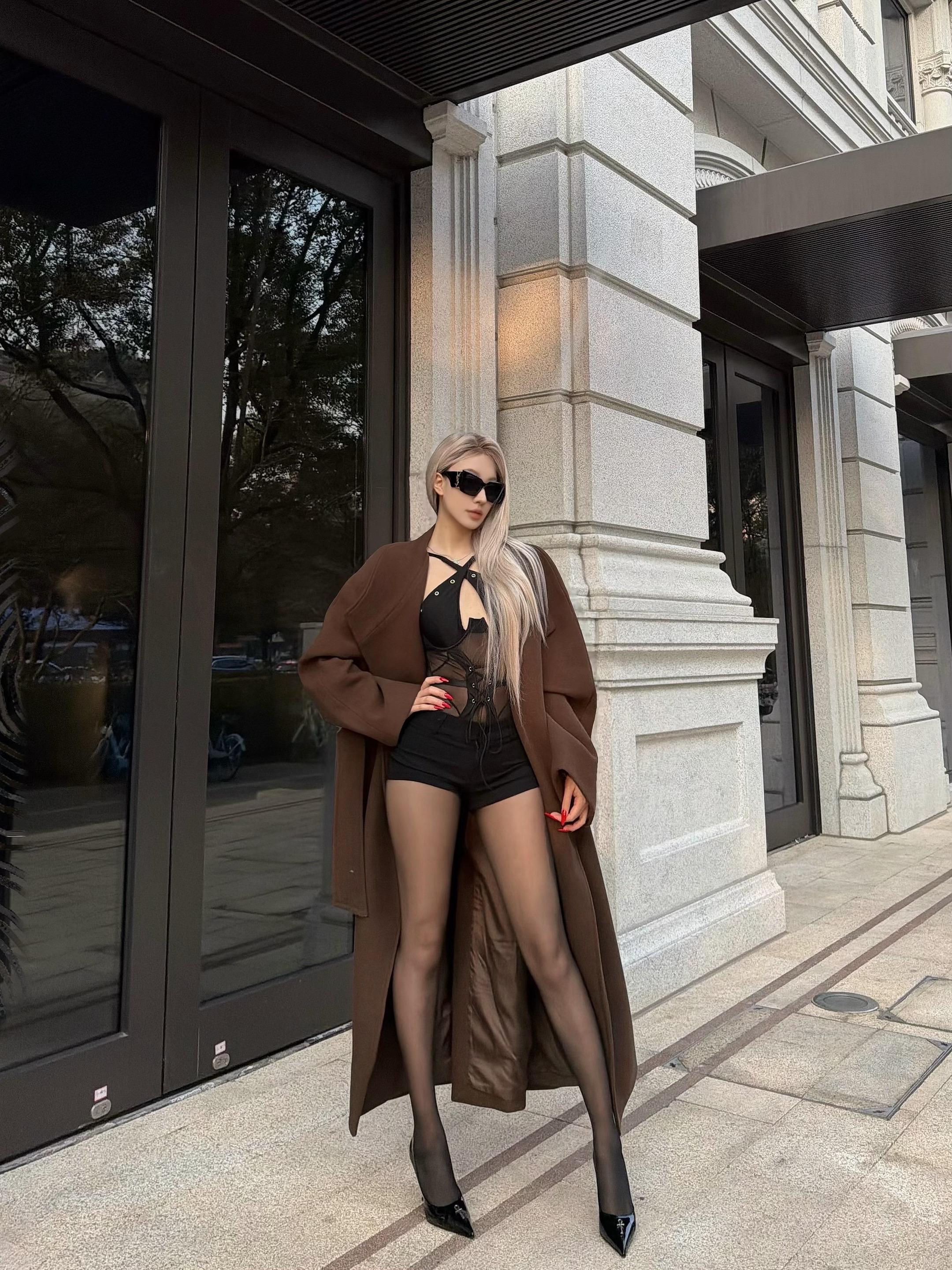 高级感穿搭 穿搭ootd 拍照姿势 高跟鞋