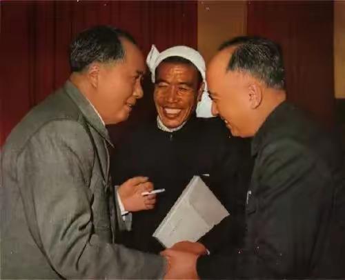 毛主席看重的两个人：世界顶级科学家钱学森，农业模范陈永贵！强大的国防科技、强大