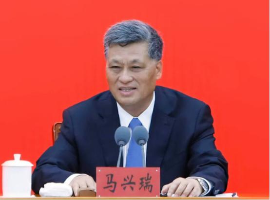 马兴瑞案最值得盯的地方，不是他本人收了多少，而是谁在替他收。 7月14日，新