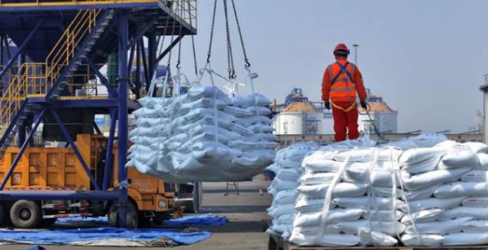 波斯湾石油危机正在放大，中国已经停止了出口化肥，涉及的主要是氮钾复合肥，日本从中