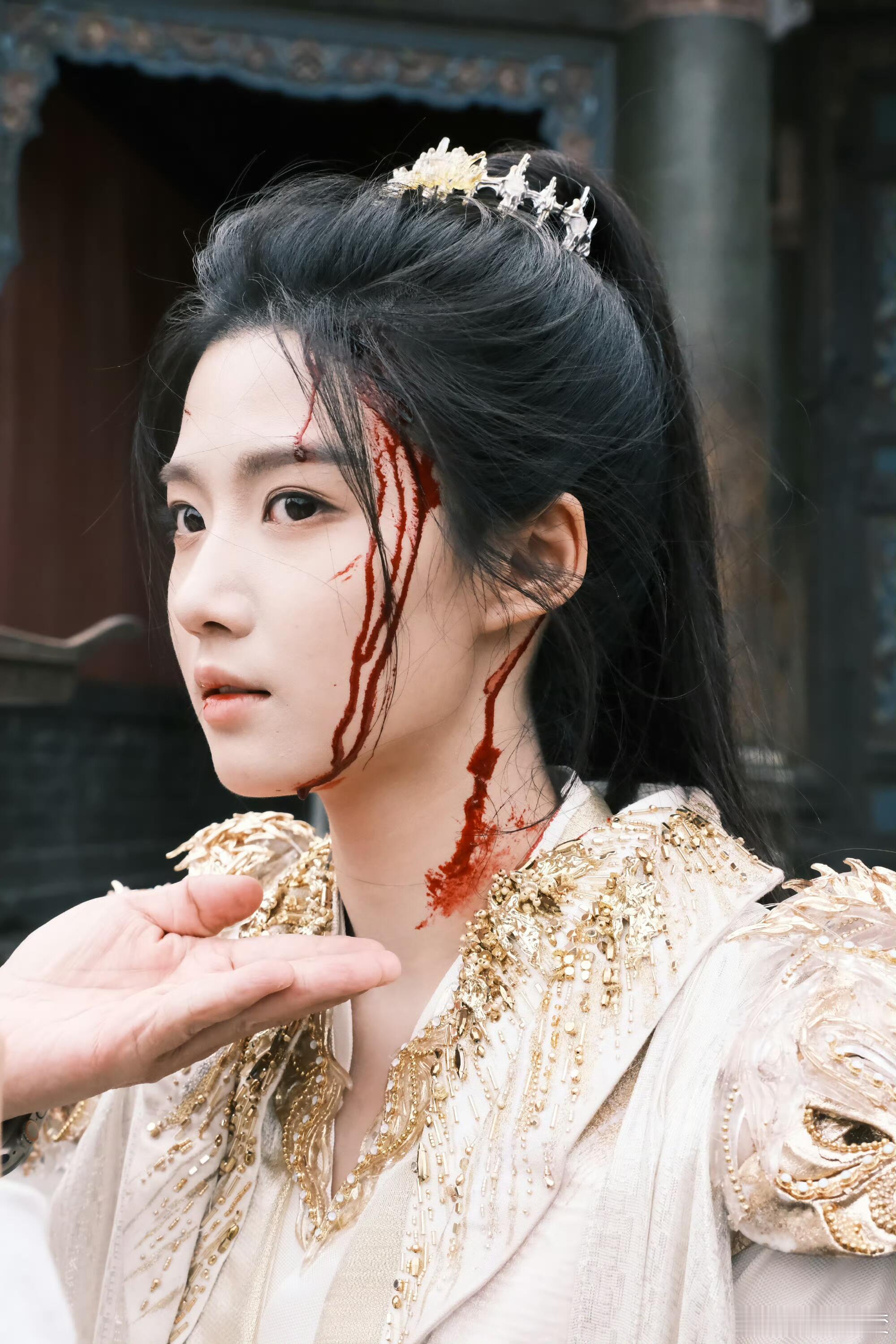 卢昱晓卢昱晓|我的明献战神卢昱晓｜​​​