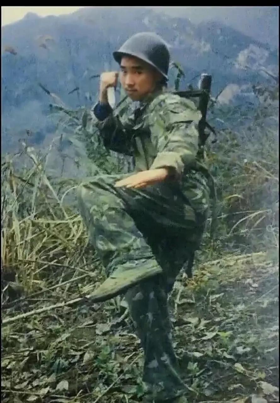 【军旅话题】早期的侦察兵有多厉害？在敌营打篮球暴露身份后，靠一绝技虎口逃生！真