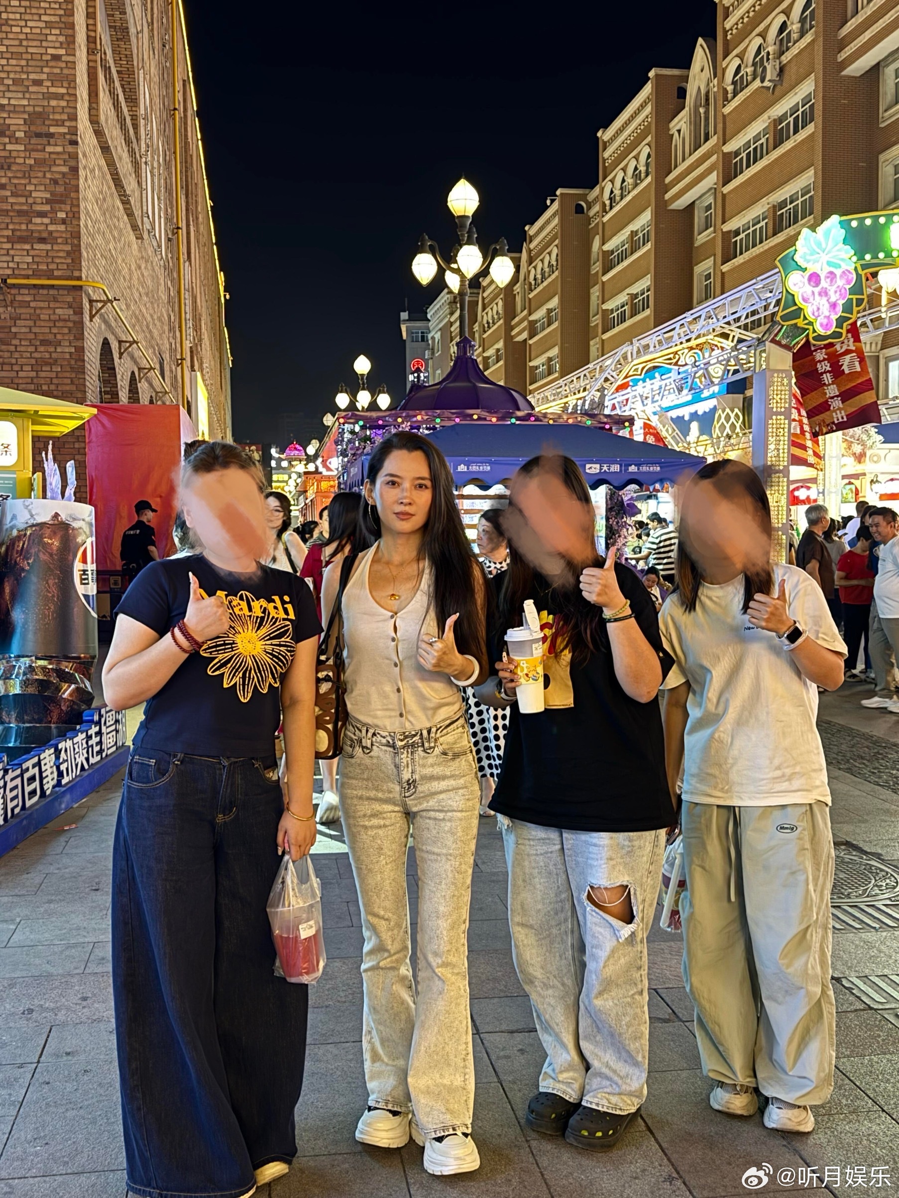 森林北身材比例新疆偶遇森林北！森林北身材比例超棒！扛住了原相机镜头📷​森林