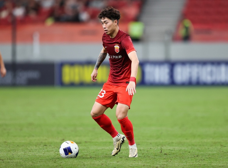 东体: 海港防线补强是努力的方向, 傅欢继续留队可能性越来越大