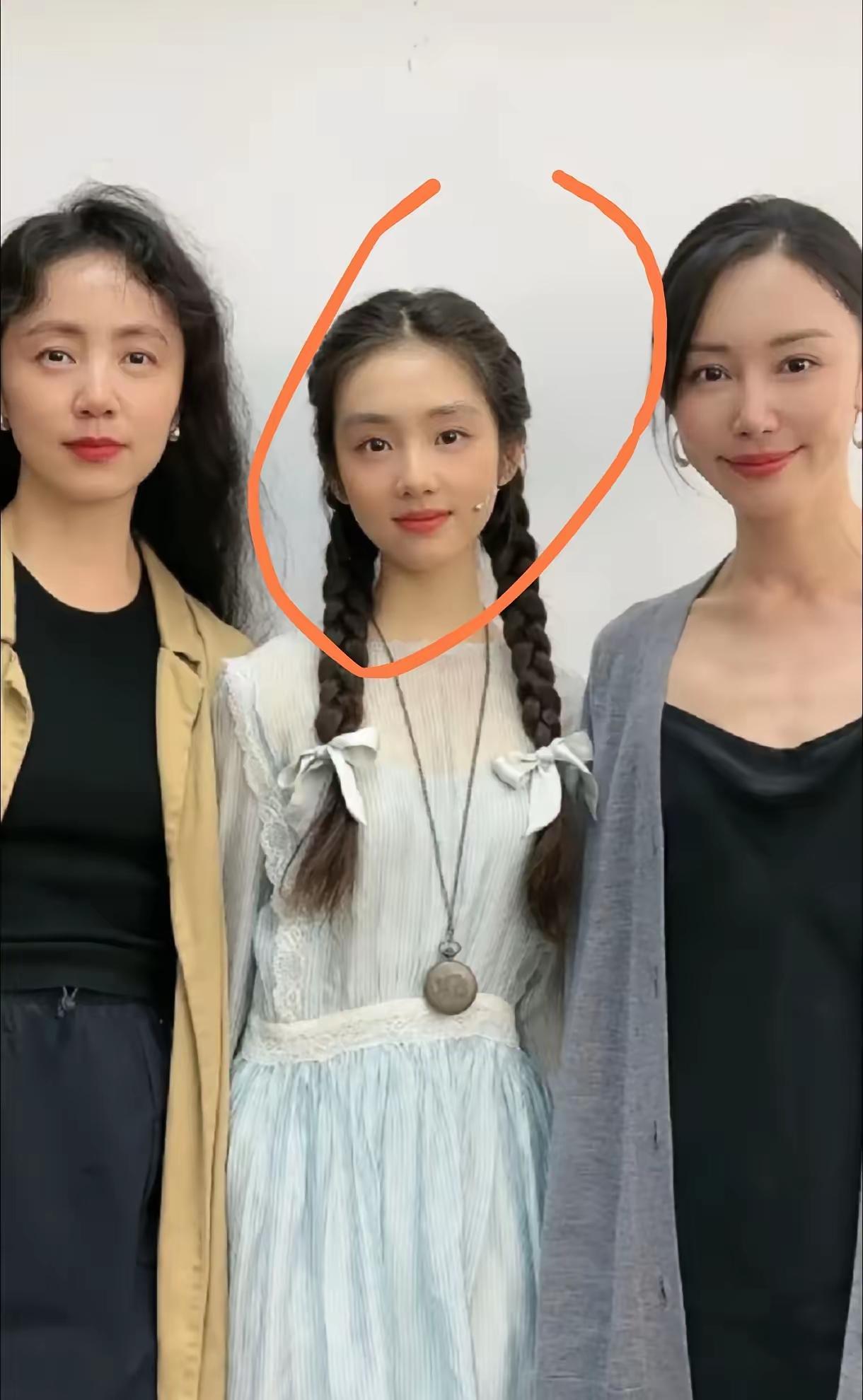 黄多多越来越成熟了，黄磊这辈子别想省心了！小姑娘瞒着爸妈偷偷地谈了一次恋爱，保密