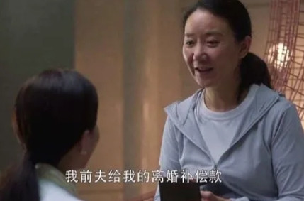 当年，郑晓龙筹备《甄嬛传》时，为剧中”尼姑莫言“的角色发愁，赵千紫的朋友觉得她非