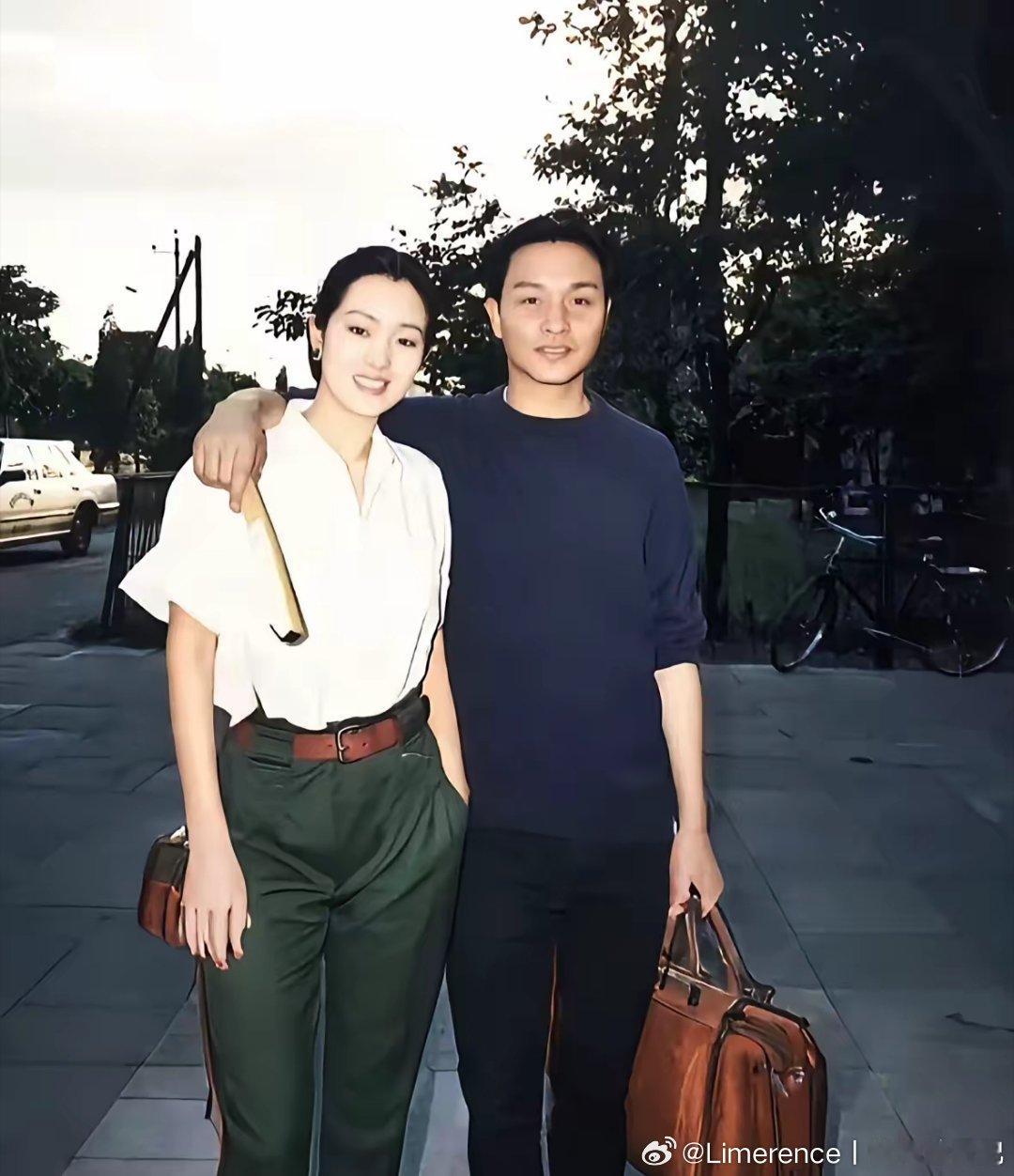 那个时代没有精修，他们美的多么嚣张