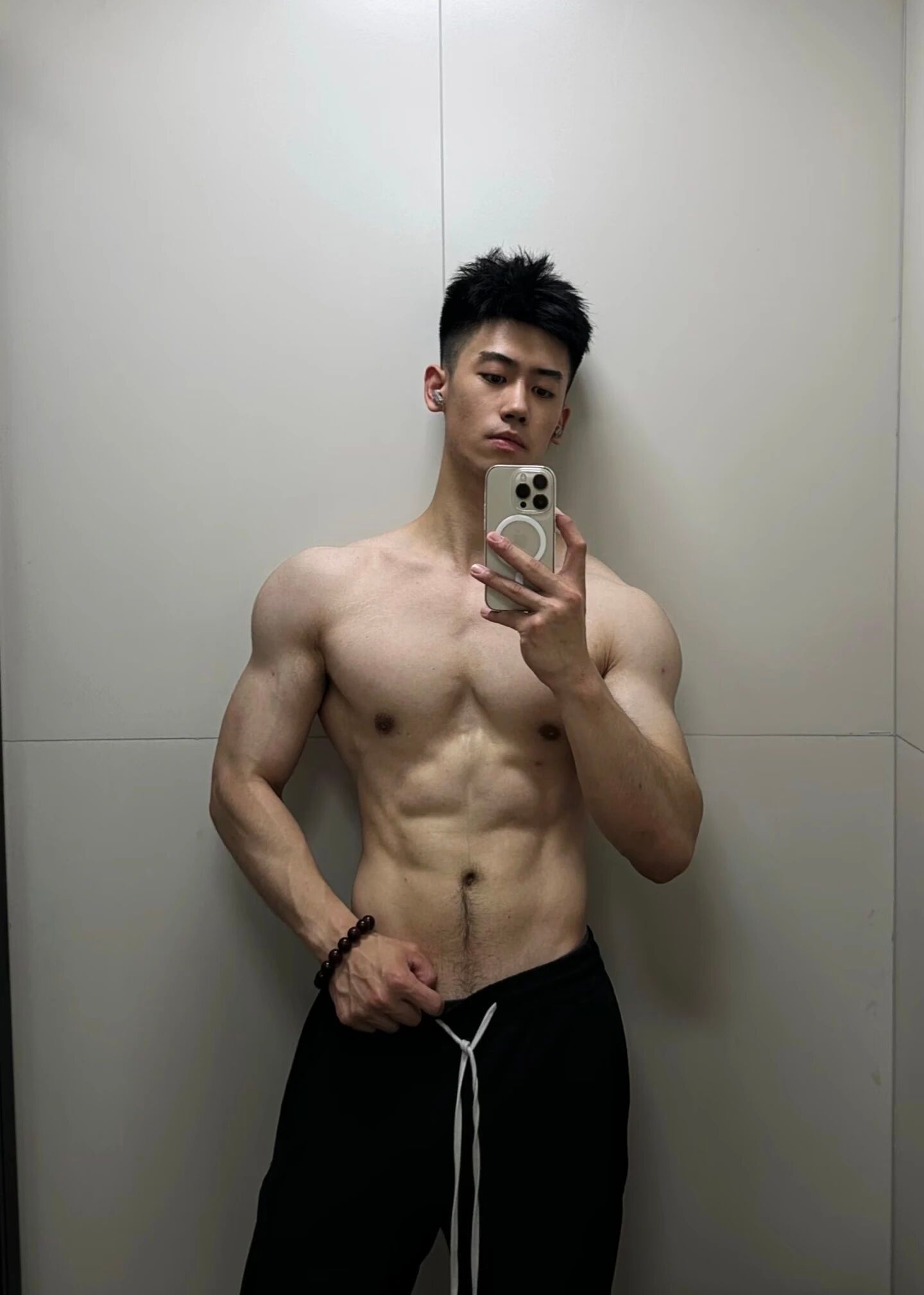 行动交给现在，把结果交给时间。