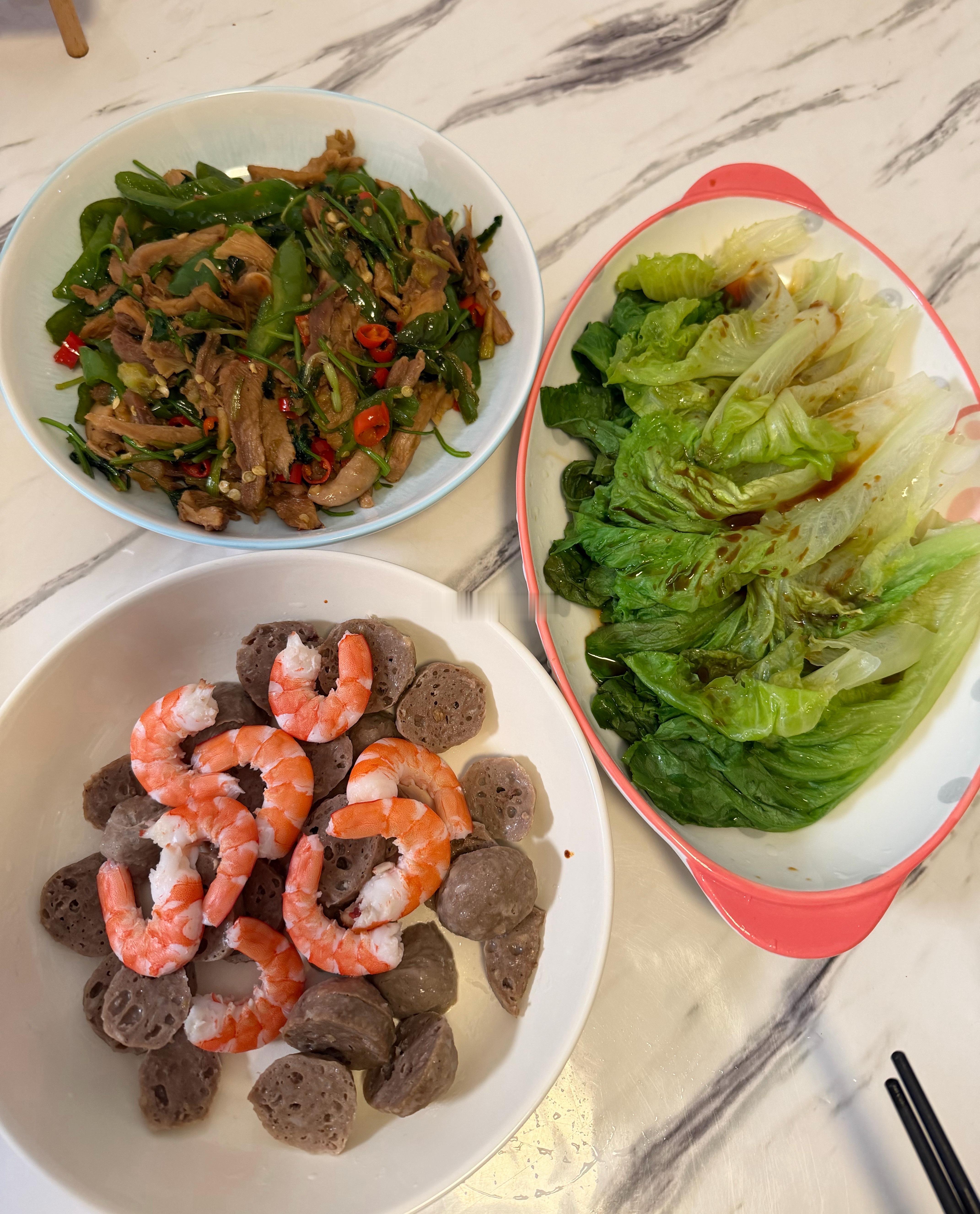 难得自己下厨，请粉丝宝宝先吃