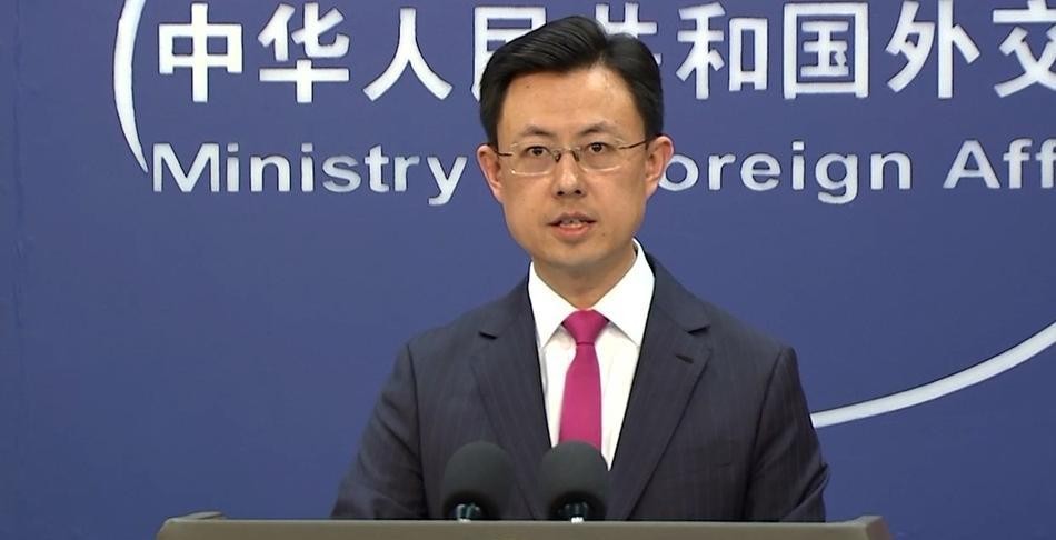 台积电把先进制程搬去美国，大陆把成熟制程的份额吃下来了。2026年上半年大陆芯片产能占全球28%，集