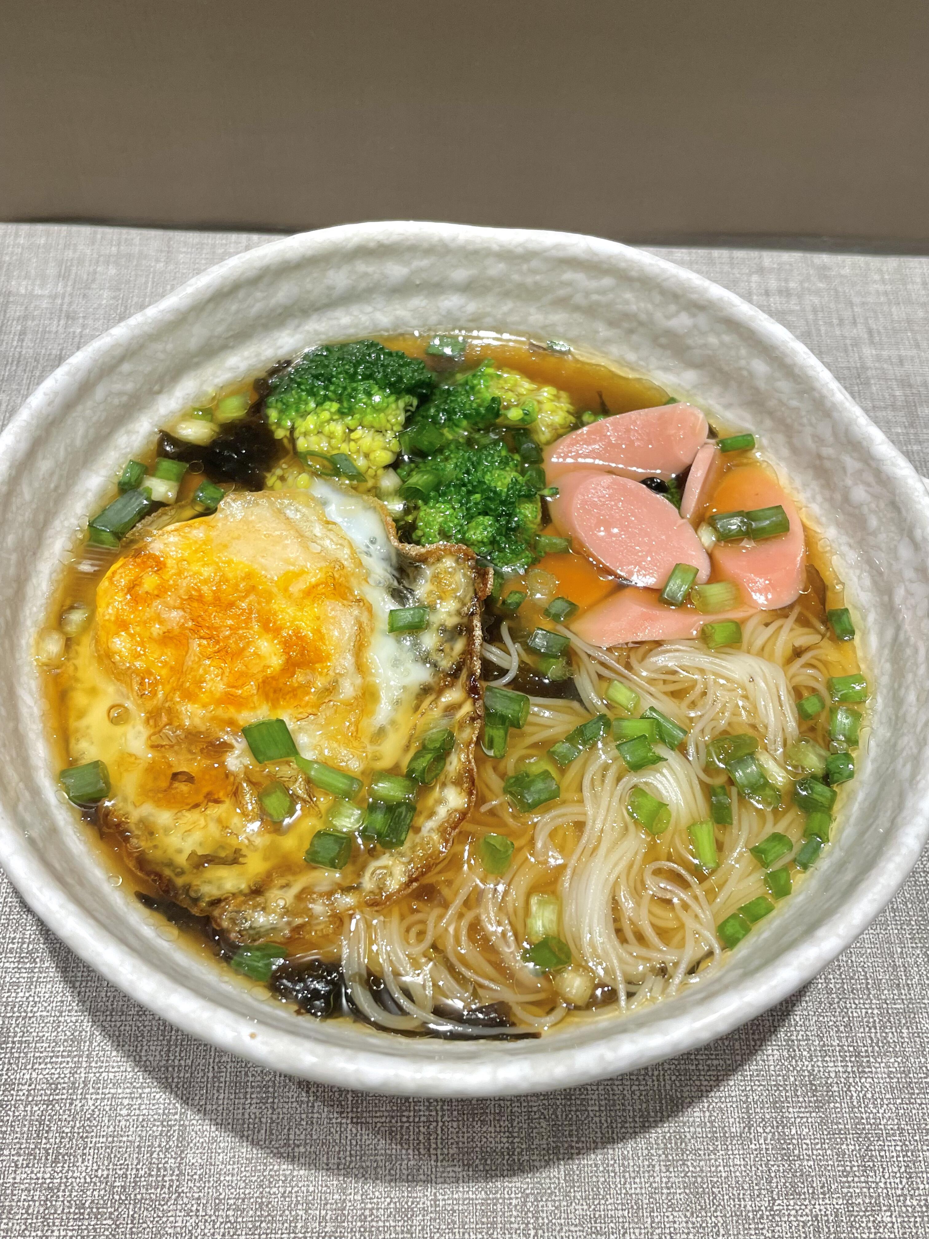 这碗清汤面连汤都能喝光，几分钟搞定早餐，暖到心巴😭家人们！早餐不知道吃啥的，