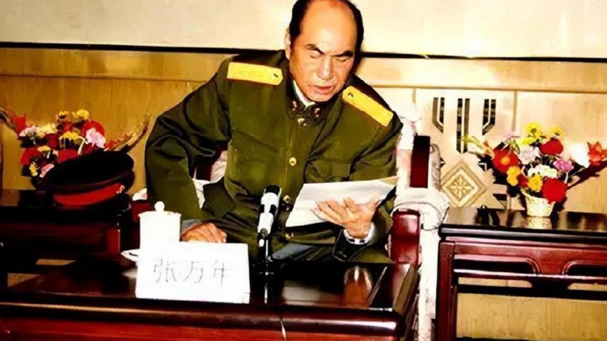 对越自卫反击战，敌军：“消灭一二七，活捉张万年”的口号，他到底有多厉害？对越自卫