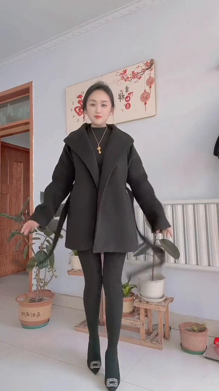 欢迎收听你的月亮，我的心。