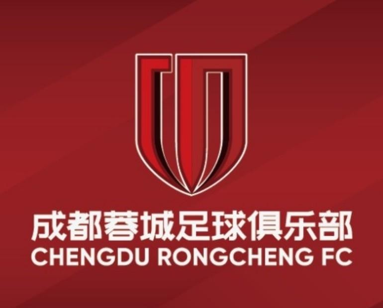 成都蓉城离队史首冠只差一场平局，可这夺冠仪式到底在上港主场办不办，成了中超最尴尬的悬念，事实就是如此