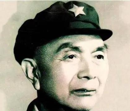 郭汝瑰曾说：“潜伏国军高层多年，真正让他佩服的国军将领只有两人。”这两人都是国军