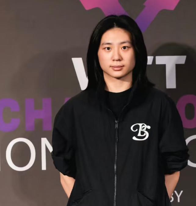 恭喜陈熠3:2斯佐科斯，晋级8强——下一轮对阵大藤沙月加油！3月13日，WTT