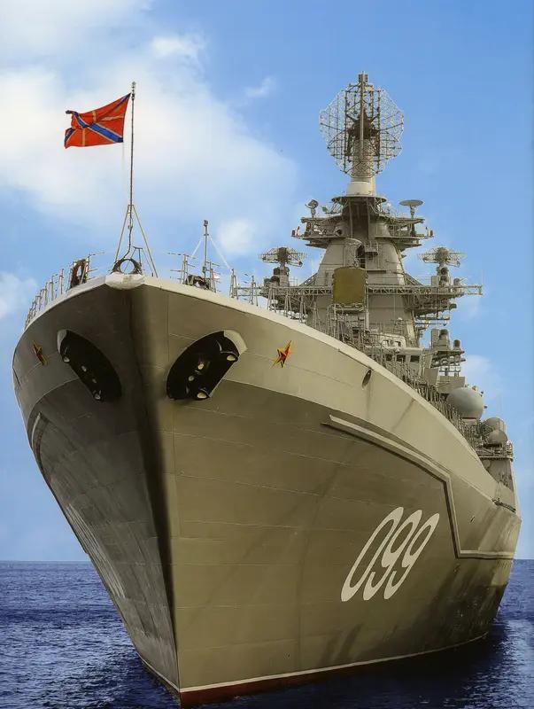 2003年军迷的梦：180号巡洋舰假想图翻开2003年的《舰船知识》杂志，当年