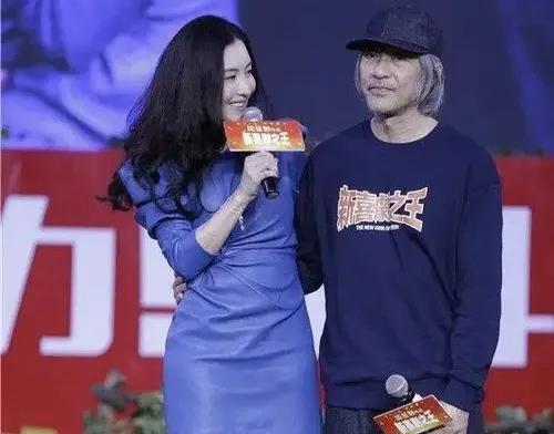 64岁周星驰无婚无子，却被林允11年庆生，每年都准时发送祝福又到周星驰生日