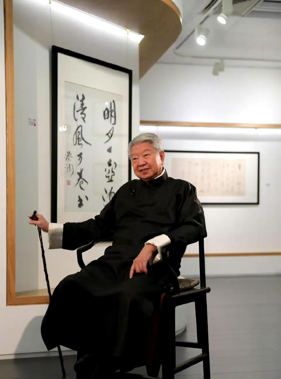 蔡澜早就财富自由了，一辈子就图个吃吃喝喝，他说赚钱的逻辑特别简单，你懂了不