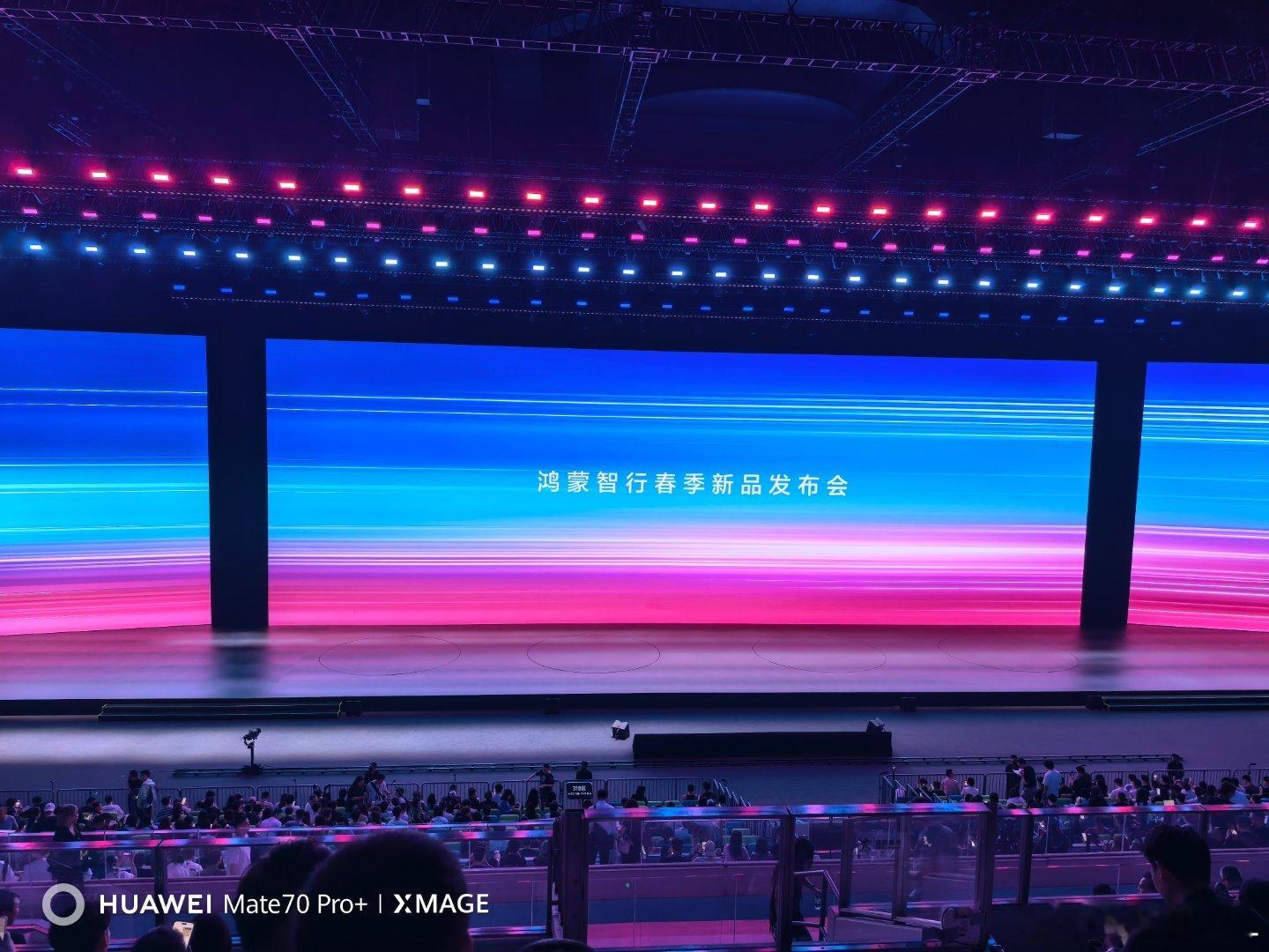 今天这个位置好啊，在最高处。