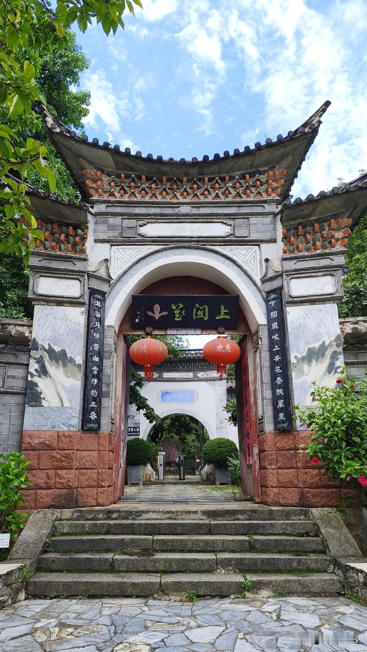 全国开启“烧烤模式”，大理却凭借22℃的夏天成了避暑界的“香饽饽”，结果一下子