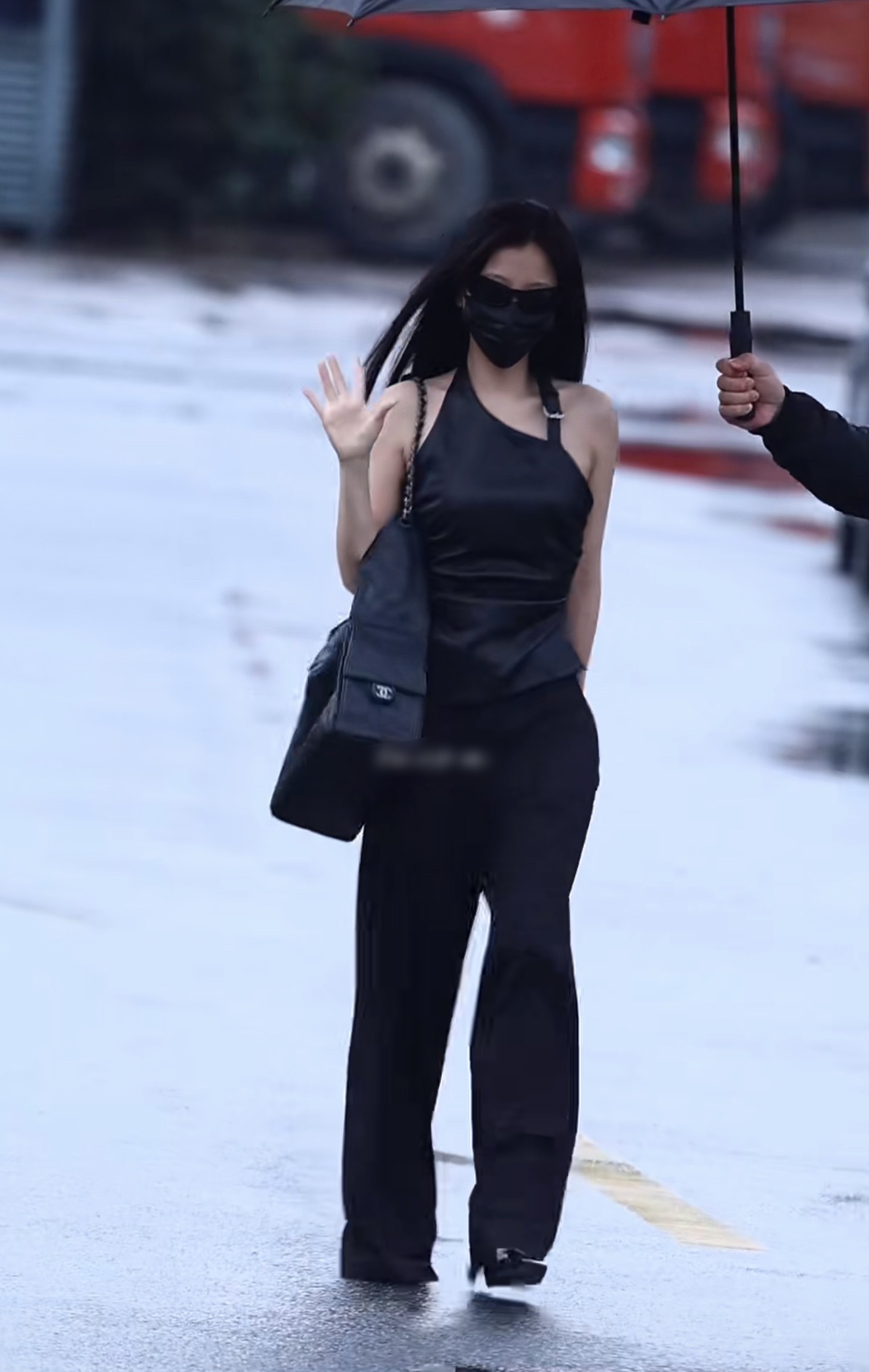 主母大人上班路透，窝鱼今天是超级辣妹…