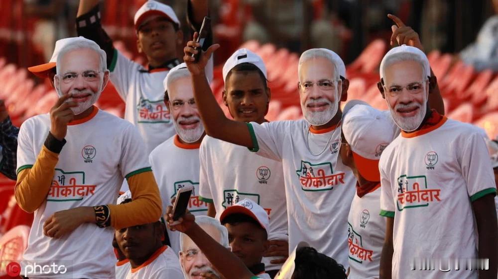 就在刚刚印度做出来一个非常明智的选择！12月12日，两名印方官员透露，印度已