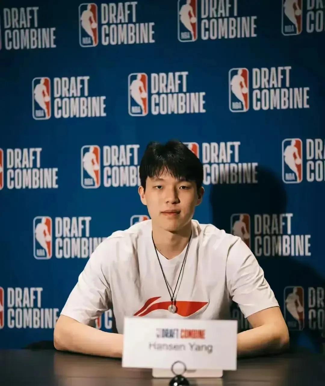 ESPN是黑粉吧？竟然建议杨瀚森退出选秀！去NCAA练一年技术再来冲击首轮近日