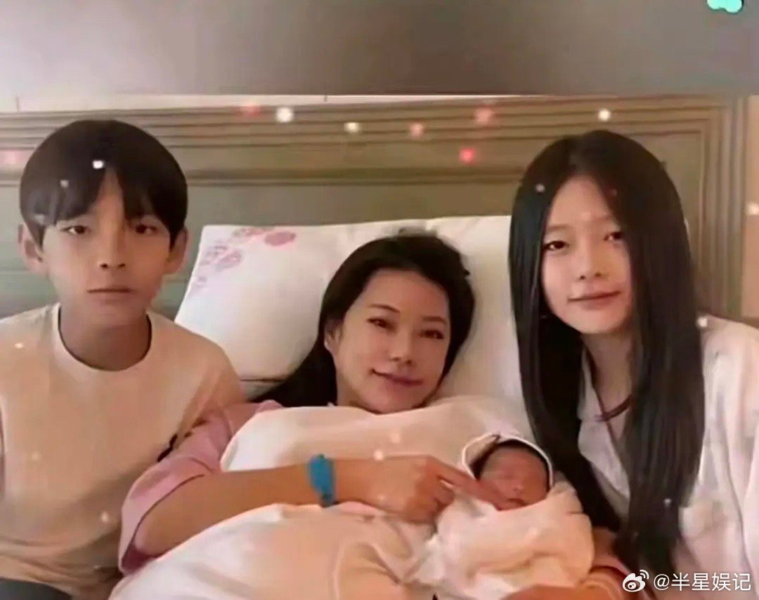 大s女儿简直和大s一模一样啊