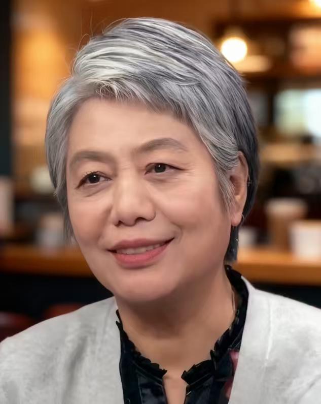 李玫瑾教授说，12月3日报道，“无论你跟谁发生冲突，你都要记住，以三到五句话为基