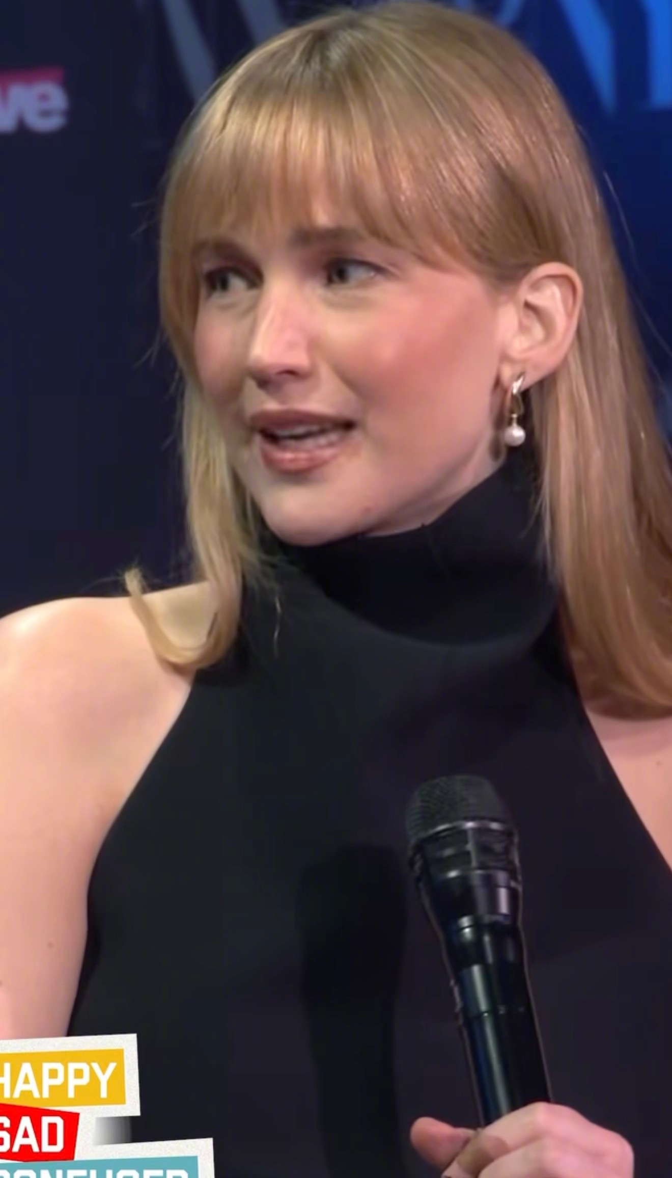 詹妮弗·劳伦斯上播客节目。主持人：“小李子建议过甜茶，要想事业有成就得遵守两条戒