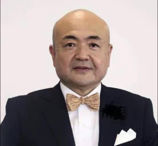 日本“驻台代表”的最新回应来了。前几天在台中，那个天天搞台独的日本籍混子矢板
