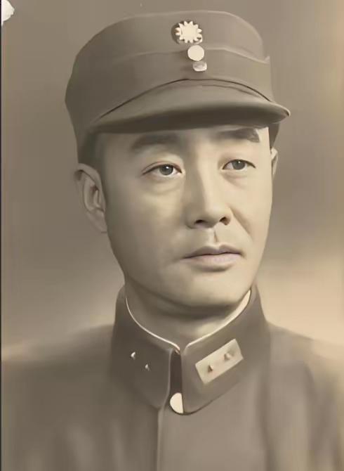 1945年，湘西会战150个鬼子各身绑上百斤炸药，紧贴武冈城墙拉响导火索，城墙倾
