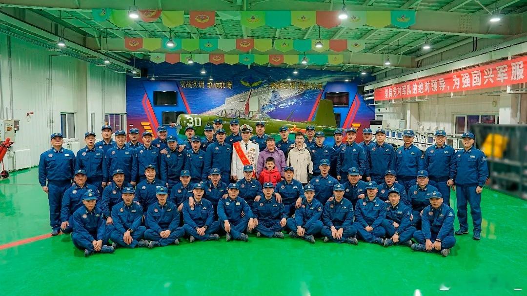 一级军士长退休