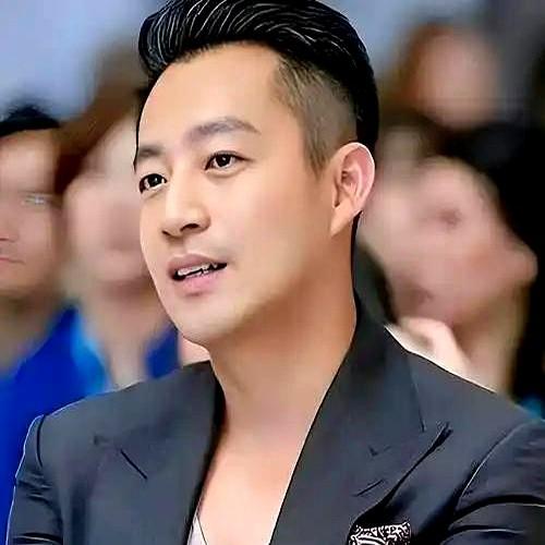 葛斯齐和吴宗宪炮轰小s，恩师王伟忠出面处理，其实原因有2个！第一个就是不想让