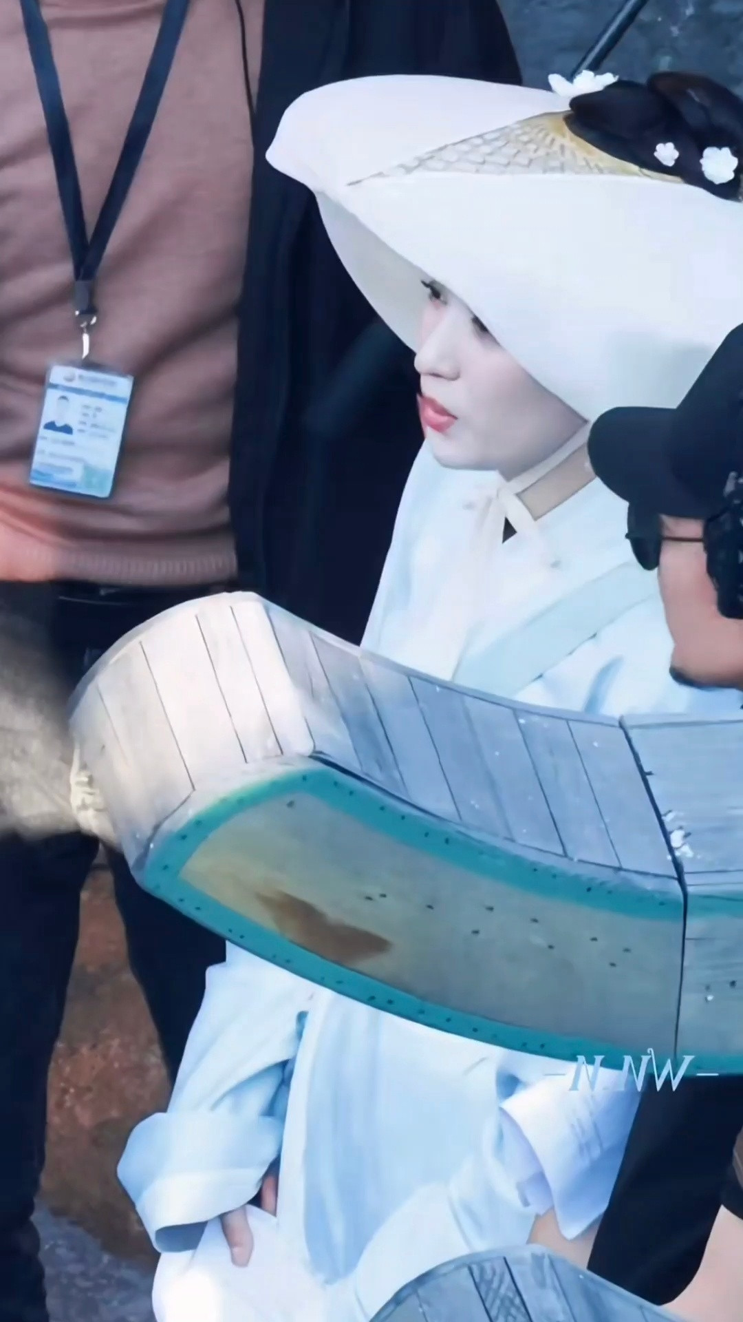 好绝美的清冷感采薇大夫我们船姐和白衣的适配度完全满分吧！王楚然和白衣的适配度王楚