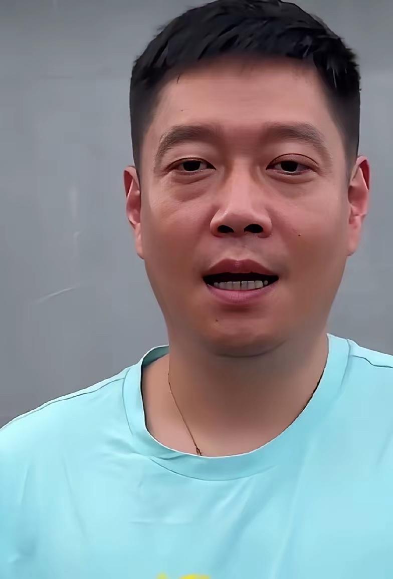 邱贻可真是心疼这三位弟子，谈到亚运会都是身兼三项时说道：即将召开的亚运会，莎莎，