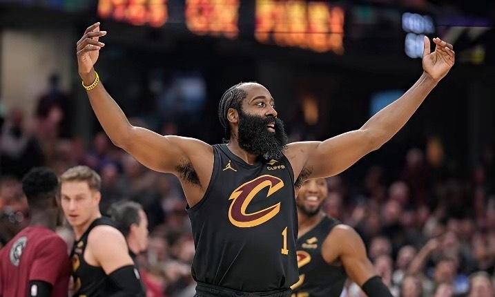 太精彩了，骑士117-108步行者，这3位球员是赢球最大功臣！1. 哈登，本场