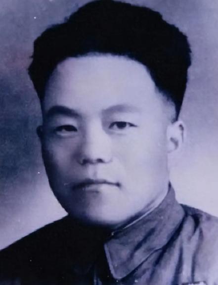 要说功劳，咱听过一等功、二等功，也听过特等功。但你听过6个月里立4次功，最后直接