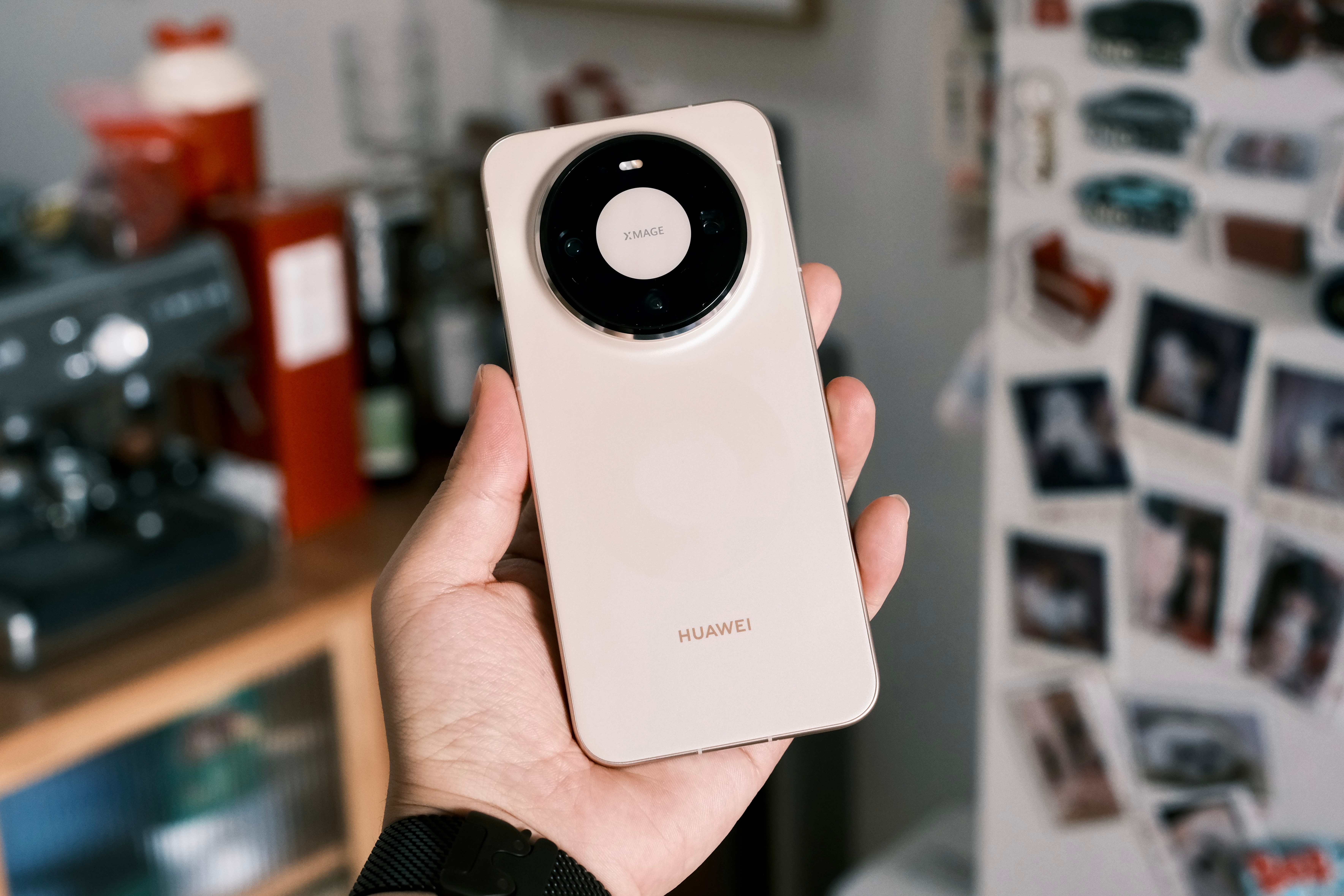 我爸终于有了自己的华为Mate80，他的老Mate50退休了Mate