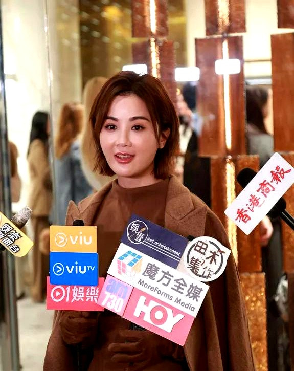 阿Sa蔡卓妍出席活动提起张致恒欠债，当场长叹一口气，直言气人。帮朋友救急本没问题，但最让人心寒的不是