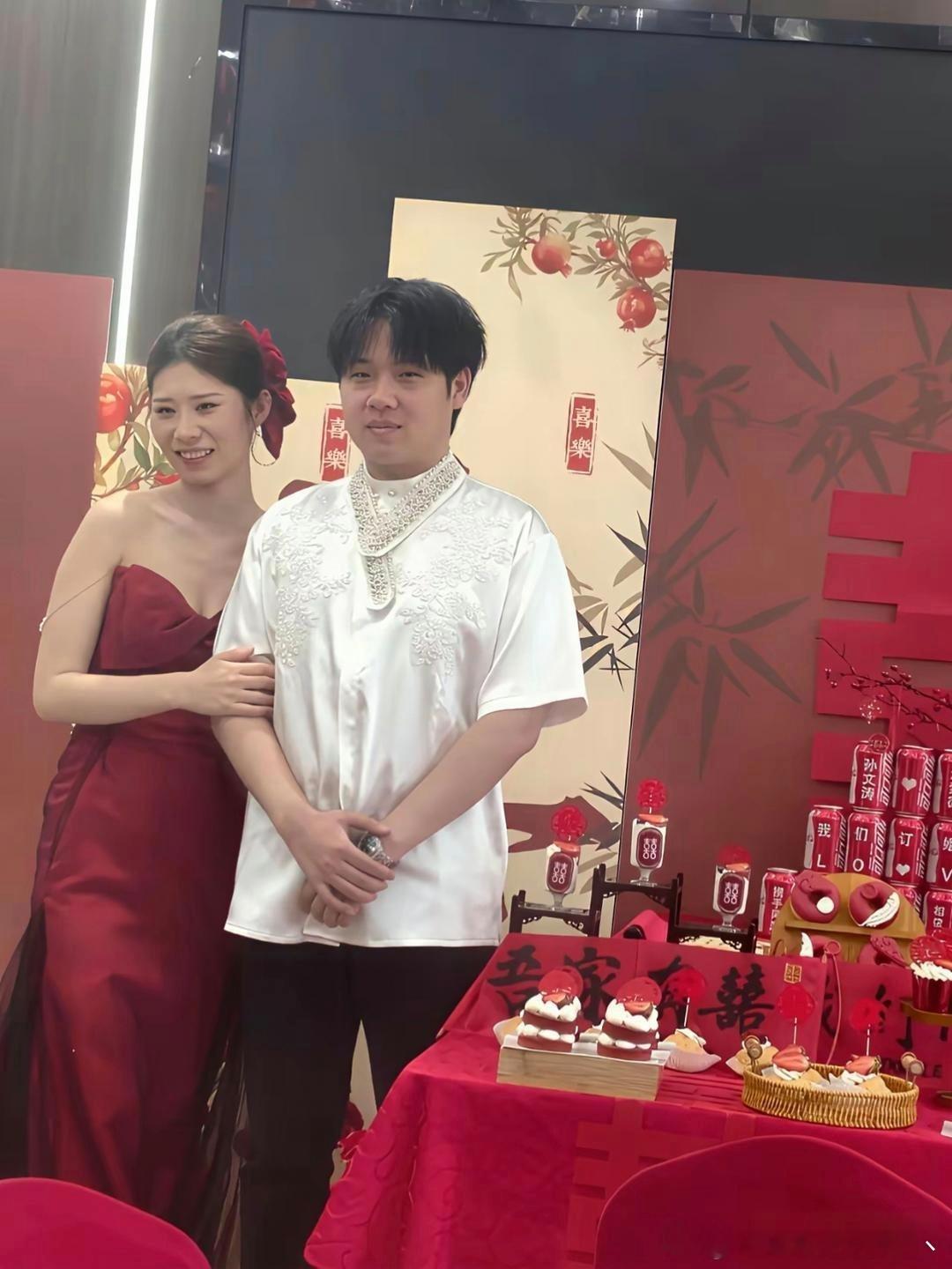 不懂就问，订完婚可以同居了没有？