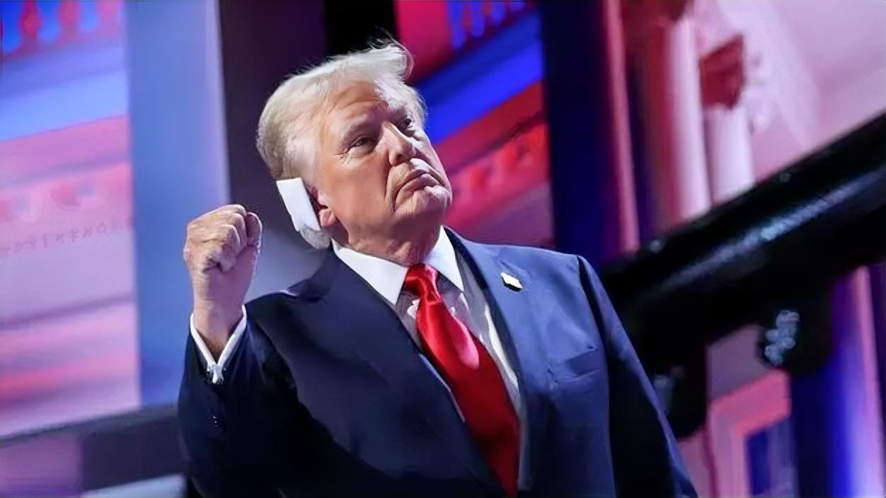 特朗普签署全国进入紧急状态令，主要针对中国和俄罗斯就在美军刚刚抓捕了委内瑞拉