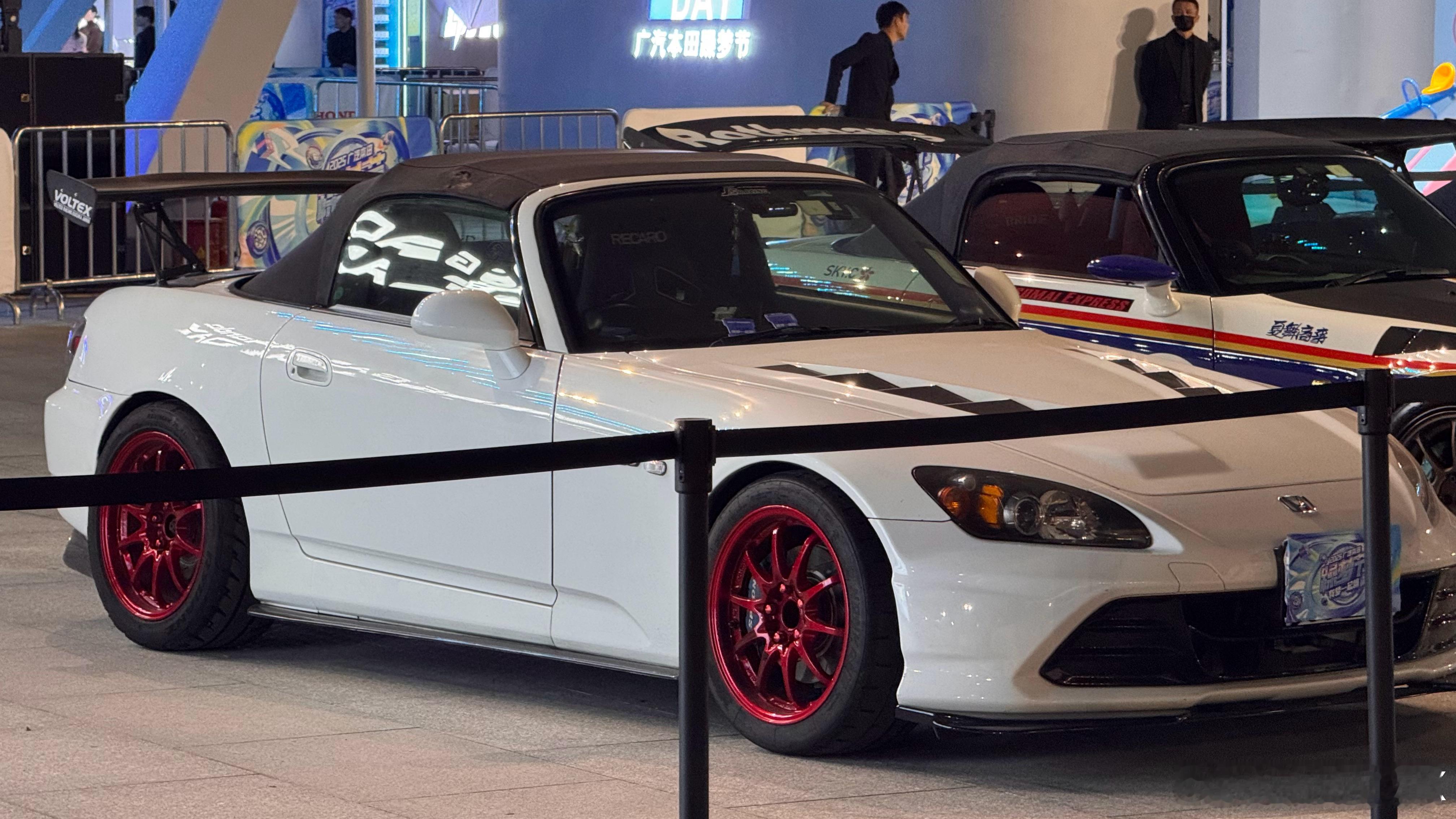 今晚本田造梦节现场我一共发现三位特别有品味的车主👍