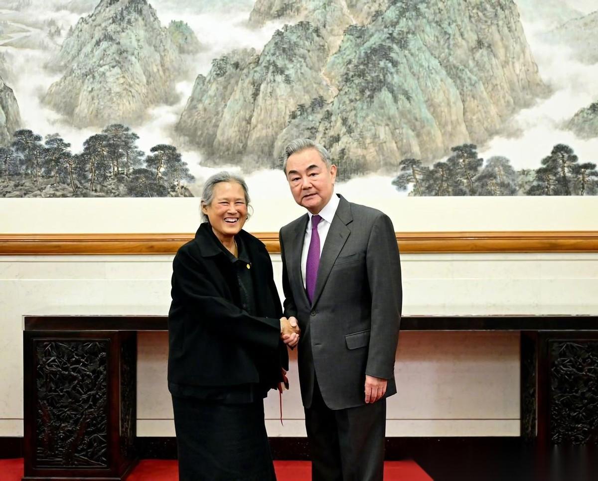 中国和泰国谈妥了可以说，这一次泰国公主诗琳通奔赴中国出访，取得了成功。不仅进