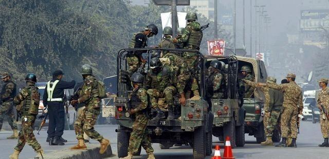 巴基斯坦打得过印度吗？实话实说：现在印度主动进攻巴基斯坦，基本是稳输。1