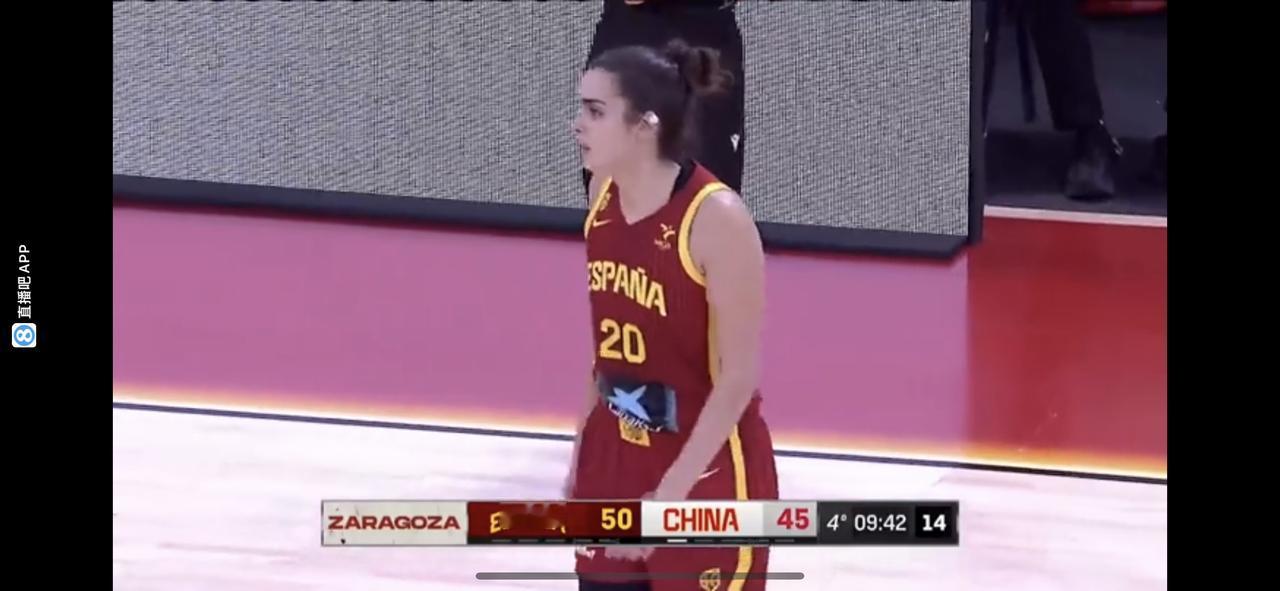 中国女篮跟西班牙女篮拼到最后一秒，可以了这场球的锻炼价值对中国女篮作用不小