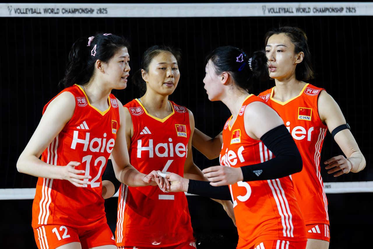 【中国队技术统计】中国女排3比1墨西哥女排（22-2526-2425-10