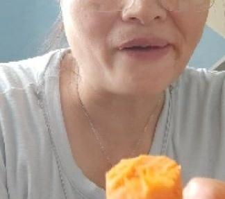 得糖尿病七年，我以为自己早就摸透“管住嘴”，结果昨天被一块蒸红薯打脸。厨房刚出